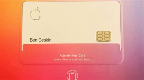 A­p­p­l­e­ ­C­a­r­d­­ı­n­ ­İ­l­k­ ­G­ö­r­ü­n­t­ü­l­e­r­i­ ­O­r­t­a­y­a­ ­Ç­ı­k­t­ı­